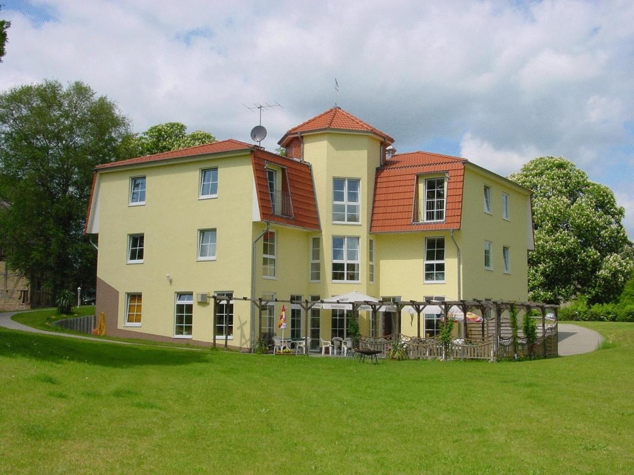 Landhotel Am Peetscher See Mirow Luaran gambar
